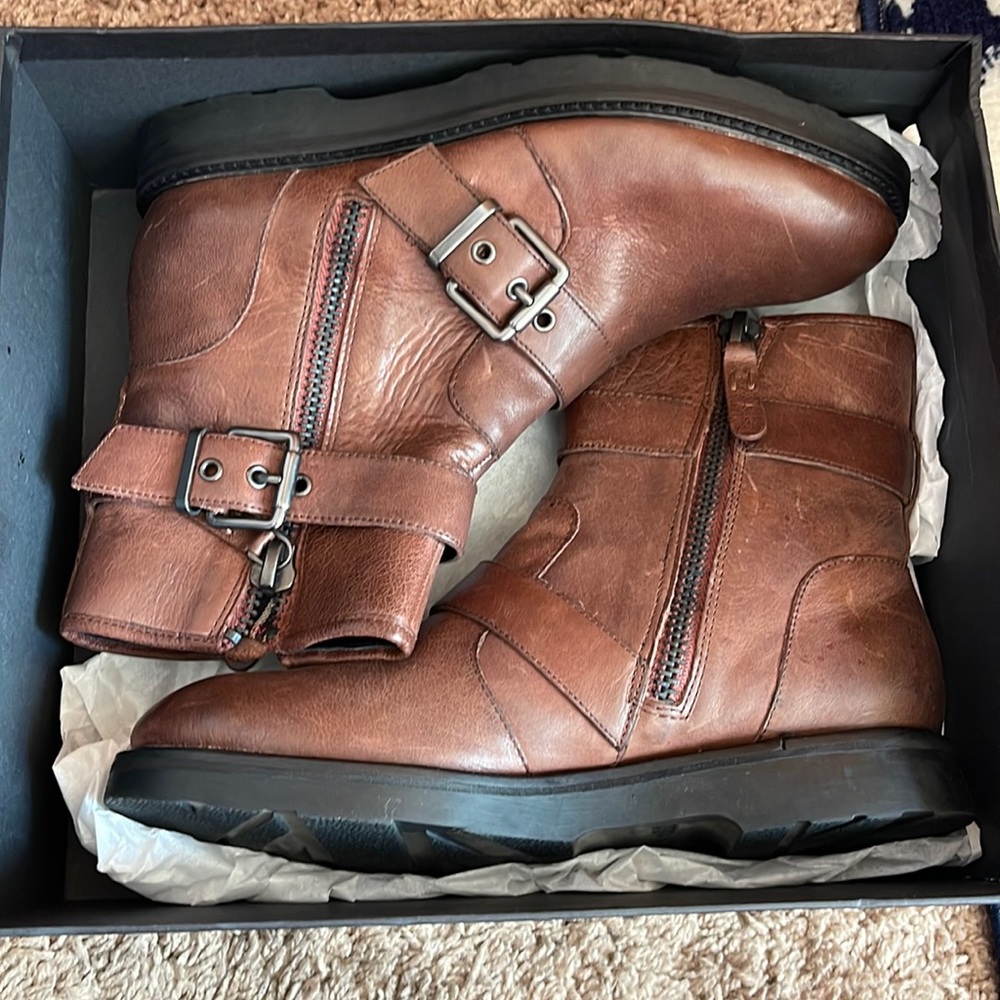Distressed leather boot with buckle detail